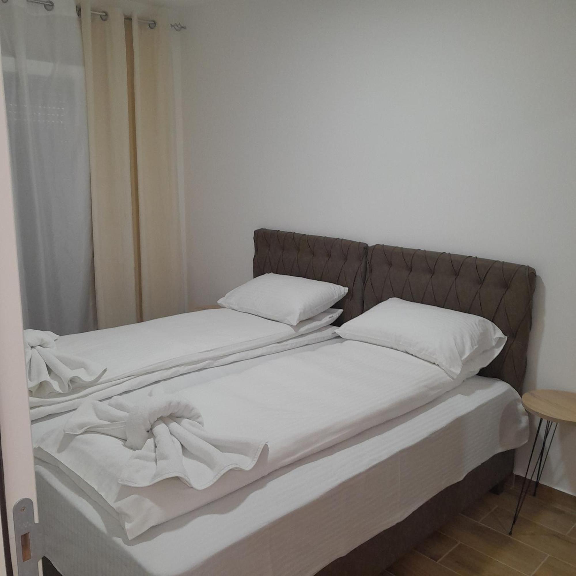 Spa Koncept-Apartmani Veliko Gradiste Ngoại thất bức ảnh