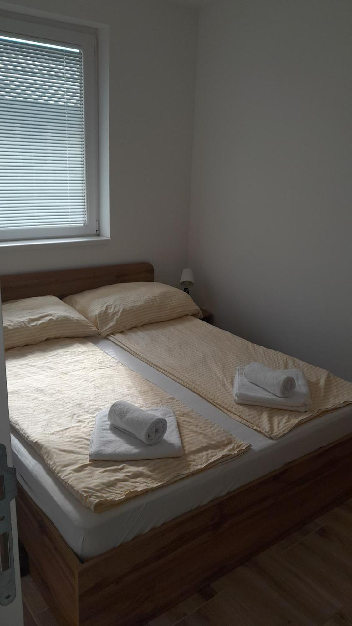 Spa Koncept-Apartmani Veliko Gradiste Ngoại thất bức ảnh