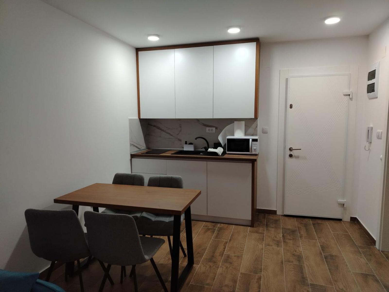 Spa Koncept-Apartmani Veliko Gradiste Ngoại thất bức ảnh